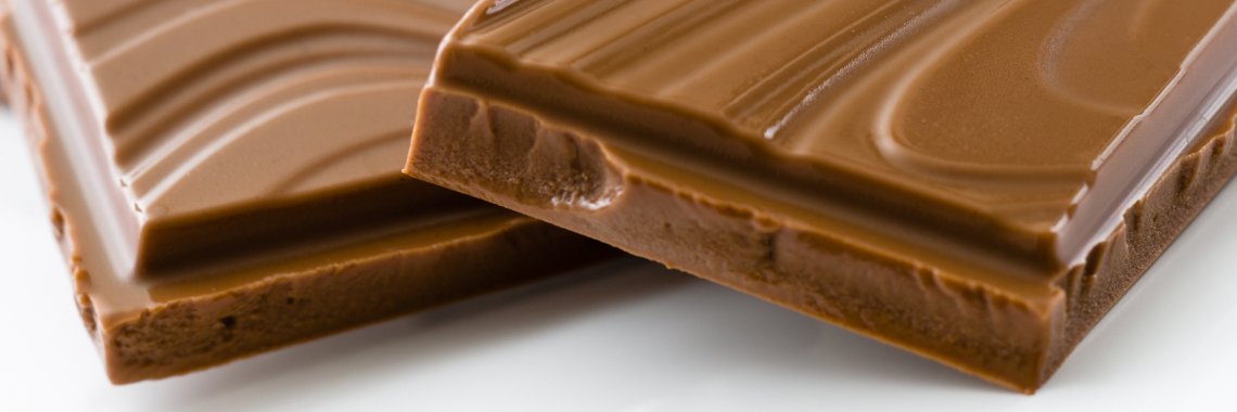 Närbild på chokladbitar - Choklad och konfektyr - AAK