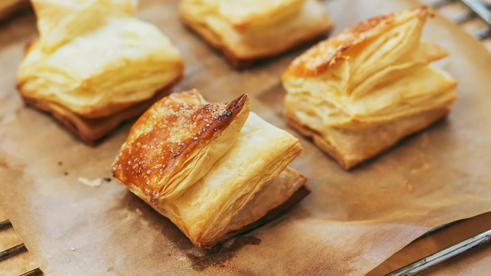 Baked pastry on a plate - Co-Development - AAK